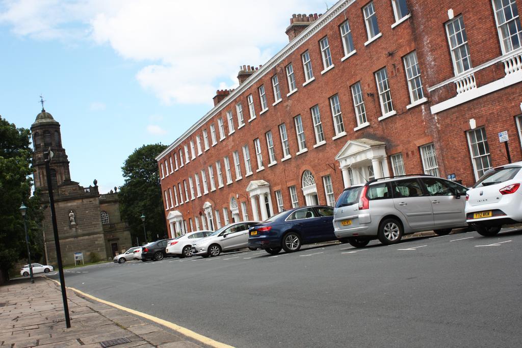 Lux Aparts Wakefield Central Экстерьер фото