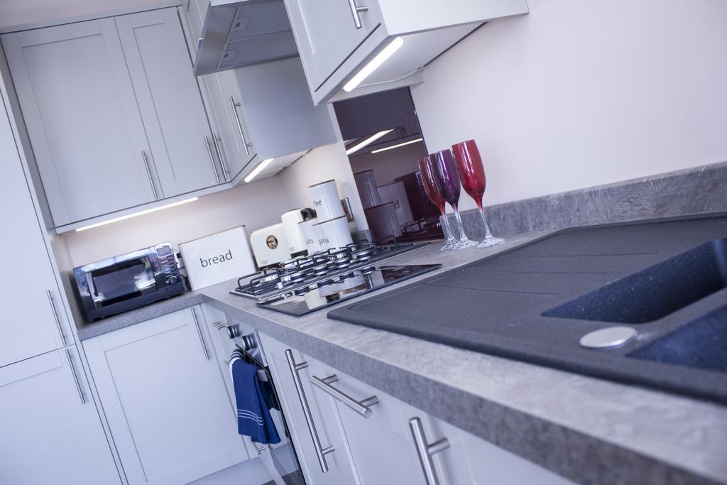 Lux Aparts Wakefield Central Экстерьер фото